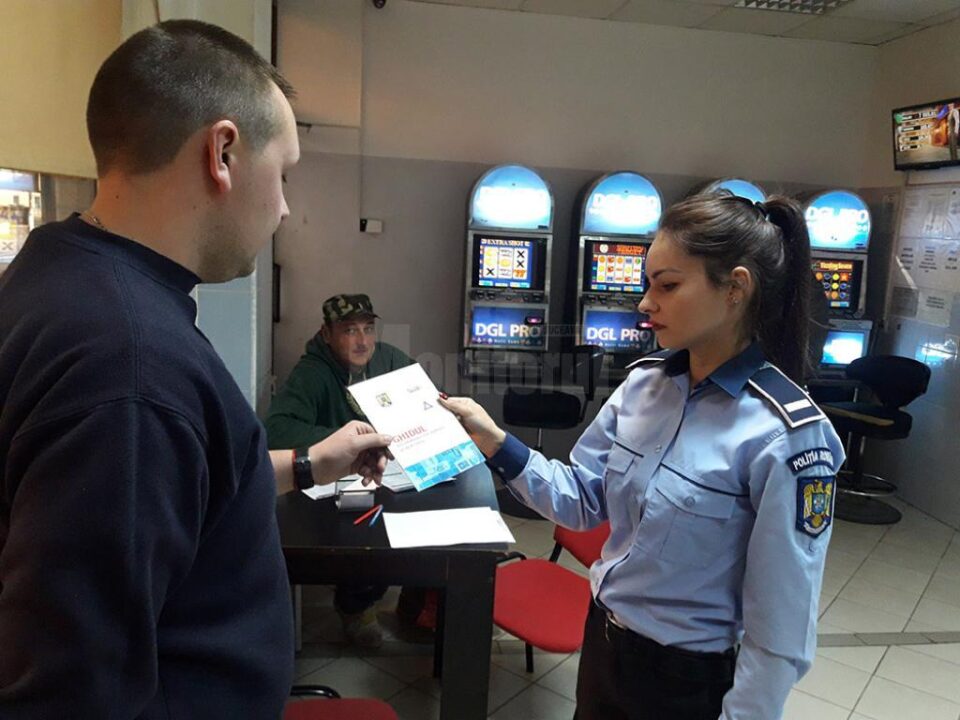 Au fost instruiți cu privire la modul de abordare a infractorilor voiajori administratorii și angajații benzinăriilor, angajații unităților bancare, ai sălilor de jocuri și ai unităților economice