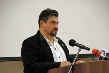 Expoziția „Bucovina în pictura lui Mircea V. Hrișcă”, vernisată marți la Muzeul de Istorie