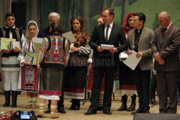 Suceveanul Andrei Mironescu a câștigat trofeul Festivalului-concurs internațional de folclor "Cântecele Neamului"