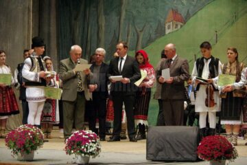Suceveanul Andrei Mironescu a câștigat trofeul Festivalului-concurs internațional de folclor "Cântecele Neamului"