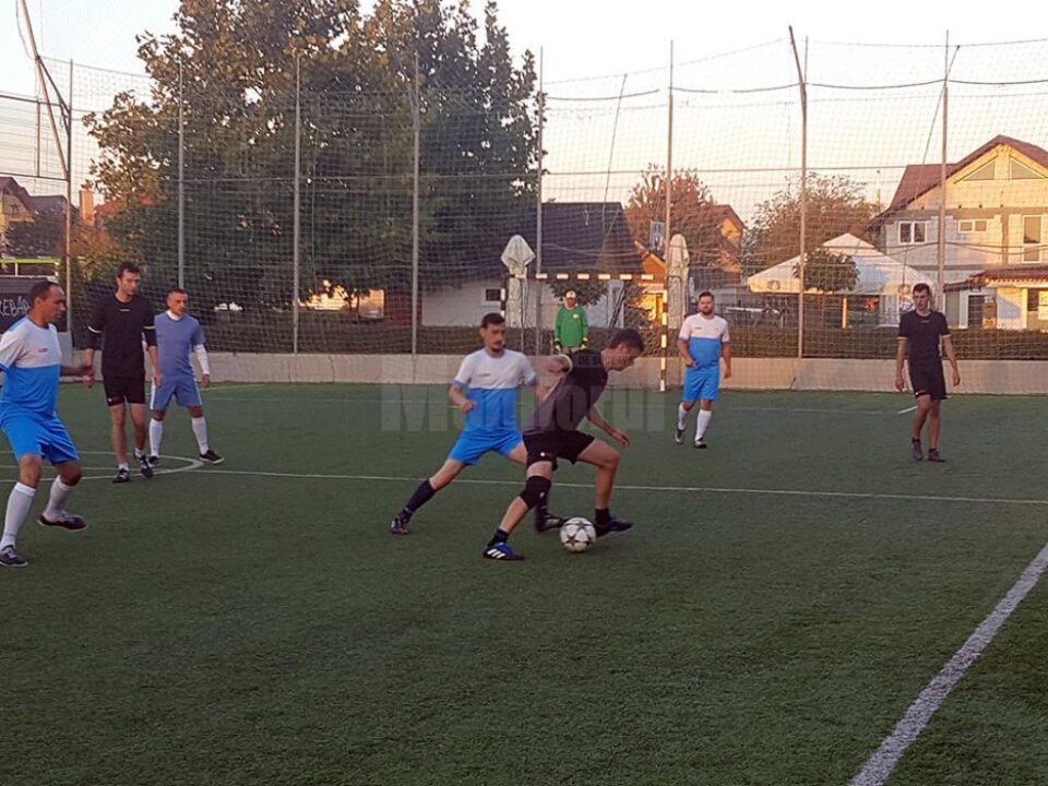 17 meciuri se joacă săptămânal în Liga Companiilor