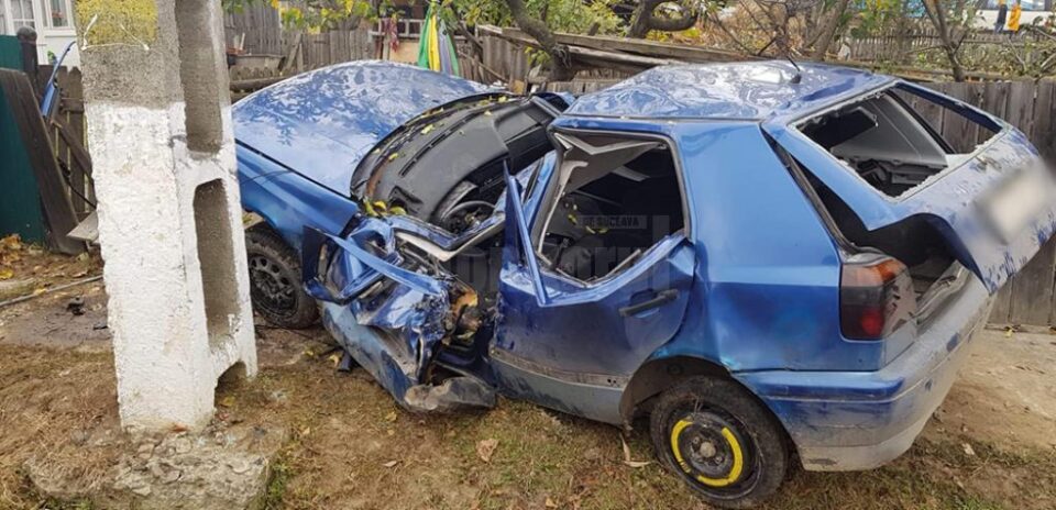 Impactul cu stâlpul a fost foarte violent