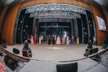 Balul Bobocilor organizat de Colegiul Economic „Dimitrie Cantemir” Suceava