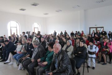 Amplu, inedit și emoționant eveniment desfășurat la Centrul Cultural „Florin Piersic” din Corlata