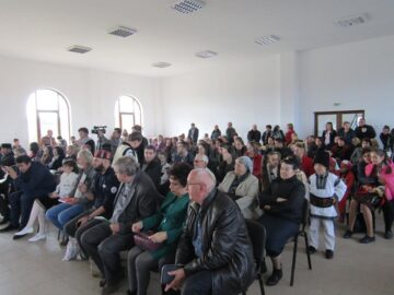 Amplu, inedit și emoționant eveniment desfășurat la Centrul Cultural „Florin Piersic” din Corlata