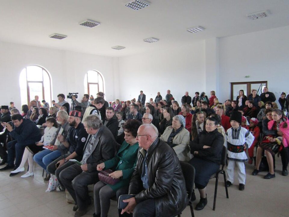 Amplu, inedit și emoționant eveniment desfășurat la Centrul Cultural „Florin Piersic” din Corlata