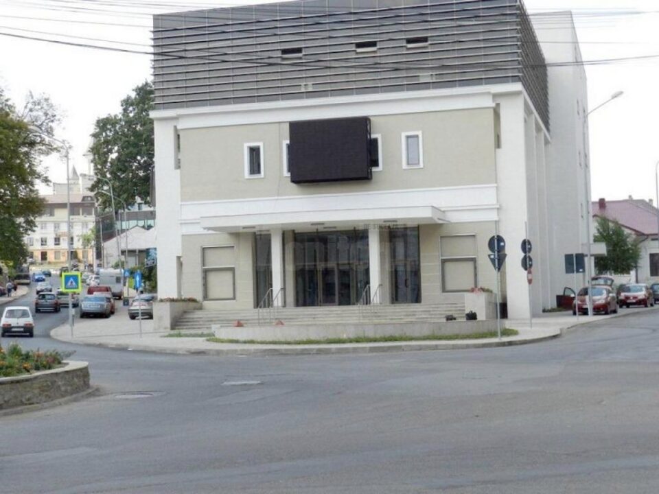 „Uniți de Centenar”, spectacol organizat de Protecția Copilului Suceava la Teatrul „Matei Vișniec” „Uniți de Centenar”, spectacol organizat de Protecția Copilului Suceava la Teatrul „Matei Vișniec”