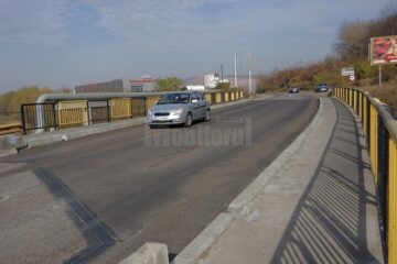 Lucrările la podul de la Șcheia, de pe ruta ocolitoare a municipiului Suceava, au fost finalizate, iar circulația rutieră a fost reluată în condiții normale