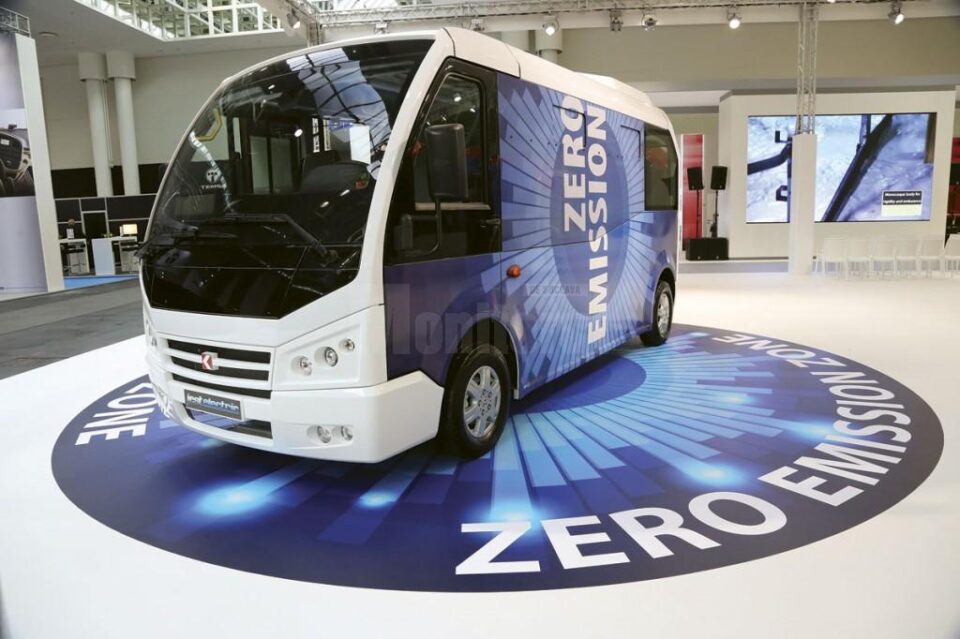 Contractul pentru primele cinci autobuze electrice a fost semnat astăzi