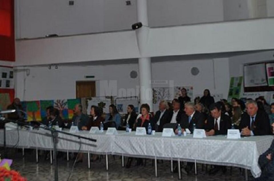 Simpozionul internațional „Arborii ocrotiți, simbol al vitalității, diversității și frumuseții”, la Cajvana Simpozionul internațional „Arborii ocrotiți, simbol al vitalității, diversității și frumuseții”, la Cajvana