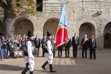 Dăruirea steagului României Cetății de Scaun a Sucevei