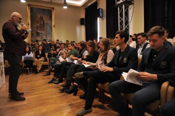 Dr. Cristian Andrei le-a vorbit ștefaniștilor despre adolescență și provocările vârstei