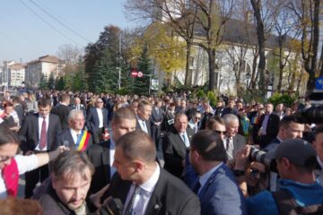 Drapelul României, dăruit de președintele României Cetății de Scaun a Sucevei