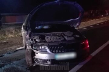 4 persoane au fost ranite, dupa ce autoturismul a intrat in plin in caruta