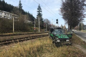 Minorul de 15 ani a condus mai puțin de un kilometru înainte de accident. Foto: Adi Dranca