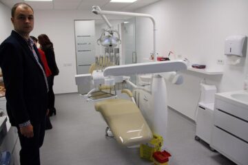 Dr. Alexandru Maier și-a inaugurat noul cabinet stomatologic din Suceava