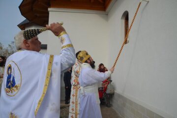 Biserica din satul Vâlcele a fost sfințită de Preasfințitul Părinte Damaschin Dorneanul