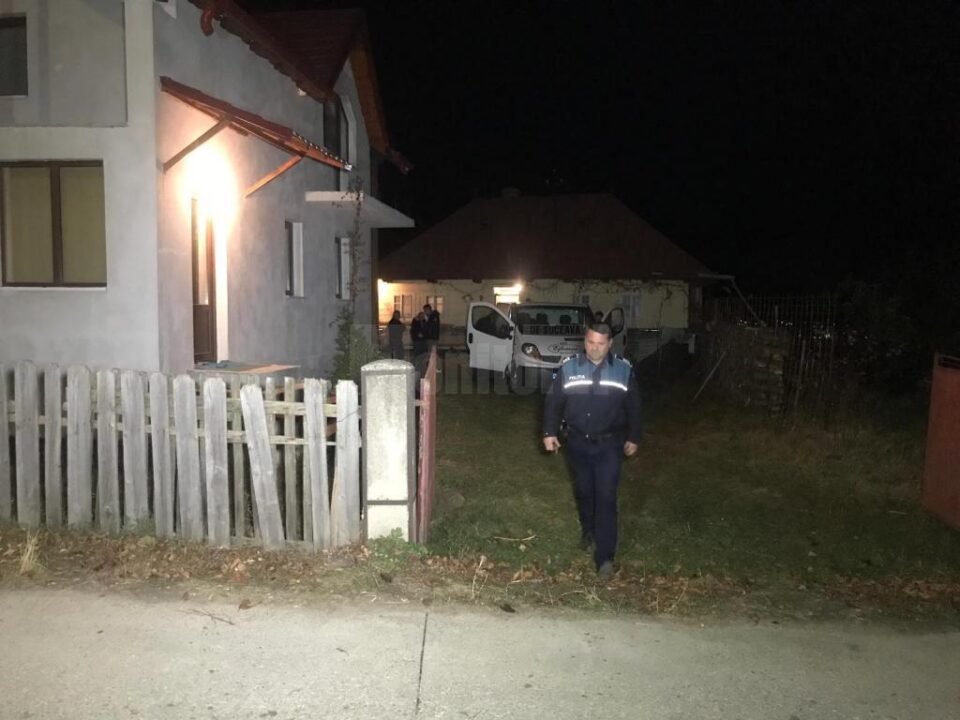 Un polițist de la Secția Burdujeni a fost găsit spânzurat în casa din satul Mihoveni, comuna Șcheia, în care locuia