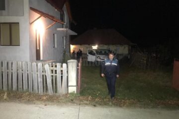 Un polițist de la Secția Burdujeni a fost găsit spânzurat în casa din satul Mihoveni, comuna Șcheia, în care locuia