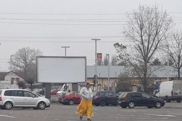 Femeia care a agresat-o ieri pe o suceveancă în parcarea centrului comercial