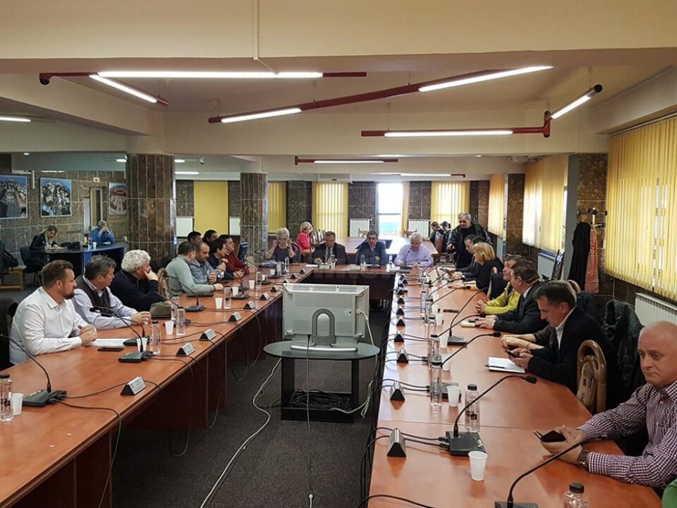 Consiliul Local Suceava, întrunit ieri în ședință extraordinară