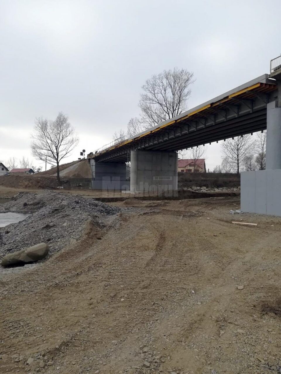 Podul mare de la Milișăuți ar putea fi gata la finele acestei luni