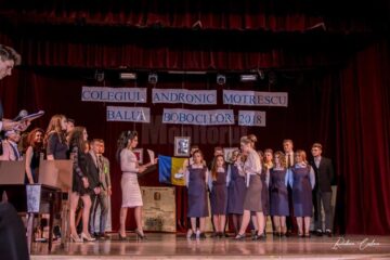 ,,Școala veche, școală nouă‘‘, la Colegiul „Andronic Motrescu” din Rădăuți