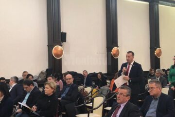 Viceprimarul Lucian Harșovschi a prezentat prezentat membrilor Comisiei Europene stadiul proiectelor municipalității sucevene