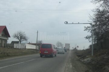 Camera fixă pentru controlul rovinietei, amplasată pe DN 2, la Iacobești
