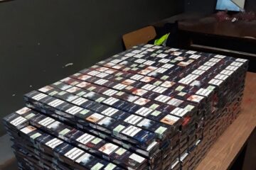 În total, au fost inventariate puțin peste 1.000 de pachete de țigări de proveniență extracomunitară