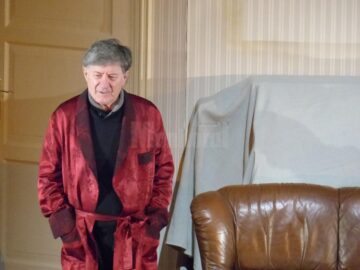 Sală plină și aplauze îndelungi pentru actorii Horațiu Mălăele și Ion Caramitru, la Suceava