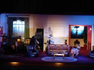 Sală plină și aplauze îndelungi pentru actorii Horațiu Mălăele și Ion Caramitru, la Suceava