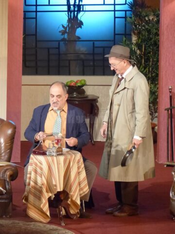 Sală plină și aplauze îndelungi pentru actorii Horațiu Mălăele și Ion Caramitru, la Suceava