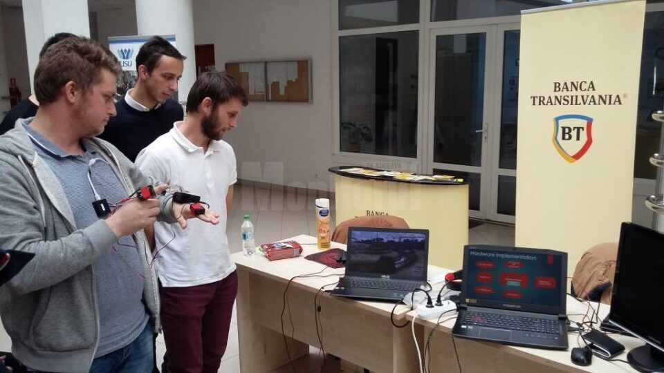 Studenții au petrecut împreună 25 de ore încercând să găsească soluții pentru tematica concursului
