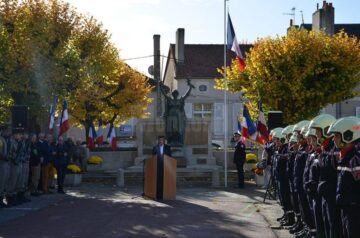 O delegație din Putna a fost prezentă în Franța, la Montmormillon, la manifestările prilejuite de împlinirea unui secol de la încheierea Primului Război Mondial