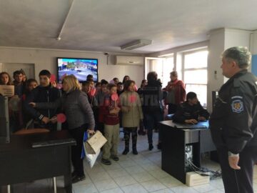 Elevi, părinți și profesori humoreni au participat la dezbateri cu privire la fenomenul violenței asupra copiilor