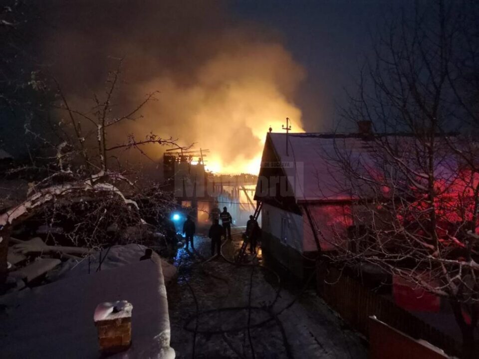 ncendiu violent, izbucnit în toiul nopții, stins de pompieri după cinci ore de muncă