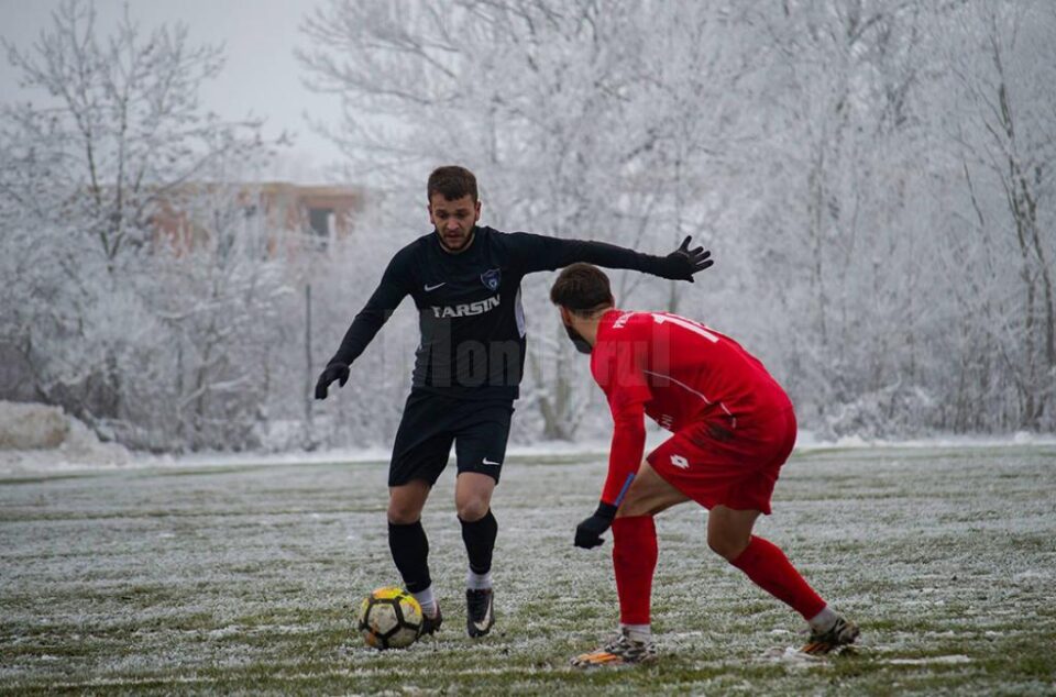 Cerlinca a deschis scorul in intalnirea cu CSM Focsani. Foto Victor Stefan