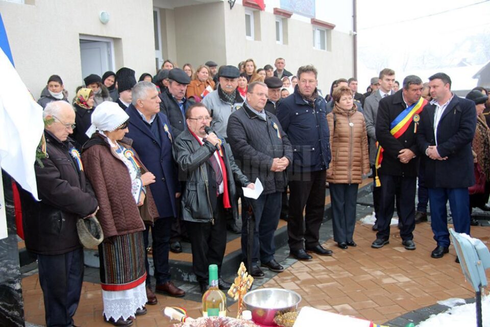 Bustul lui George Tofan, dezvelit la școala din Bilca
