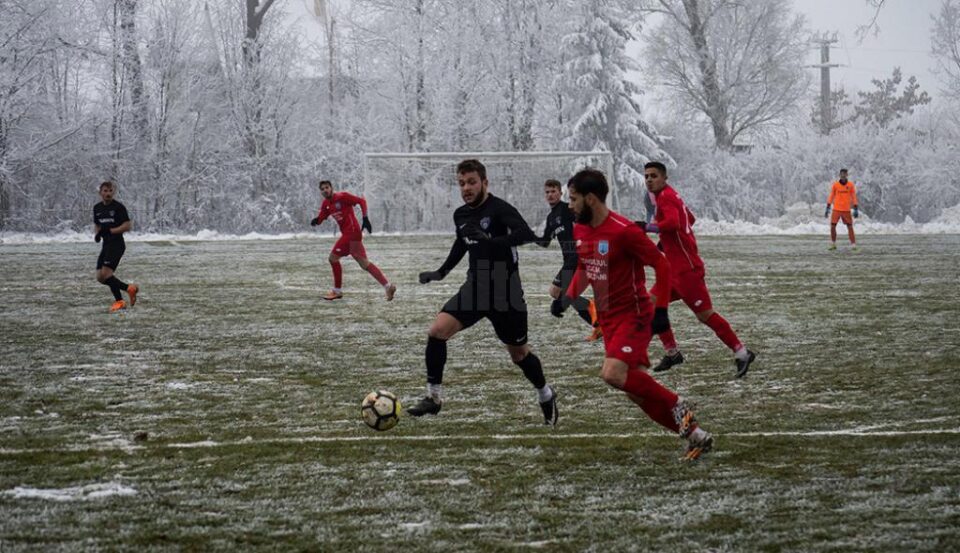 Cerlinca a deschis scorul in intalnirea cu CSM Focsani. Foto Victor Stefan