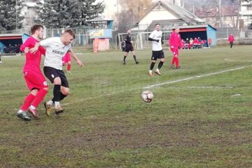 ASA Rarăul Câmpulung a remizat acasă cu Juniorul Suceava, scor 1 - 1