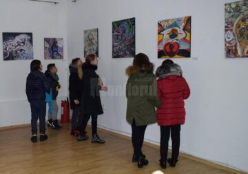 Tânărul artist plastic Andrei Pennazio expune la Muzeul de Artă „Ion Irimescu”