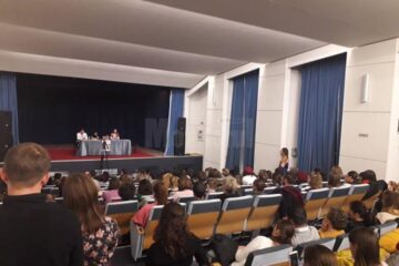 Conferința „Răbdarea, virtute prigonită în zilele noastre”