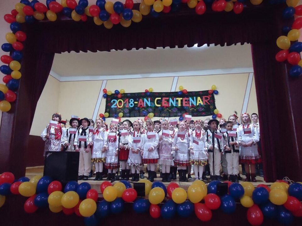 Spectacolul ,,România în sărbătoare”, la Pârteștii de Sus