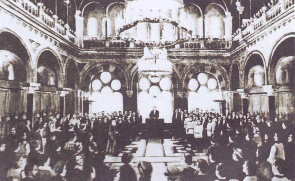 Reprezentanții Congresului General al Bucovinei au votat în unanimitate Unirea cu România