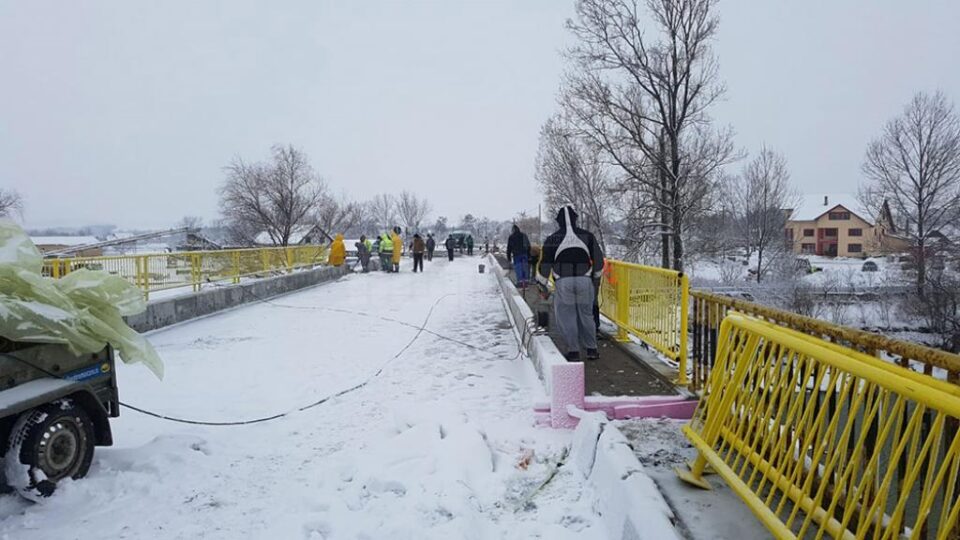 Lucrările la pod sunt aproape finalizate