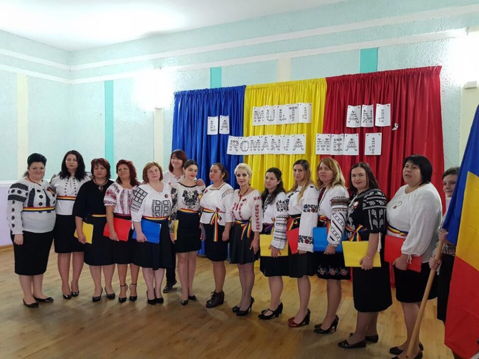 Elevii și cadrele didactice de la școlile din Salcea, Văratec, Prelipca au sărbătorit recent Centenarul Marii Uniri și Ziua Bucovinei