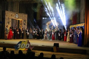 Balul Bobocilor de la Universitatea ”Ștefan cel Mare", sub semnul Centenarului Marii Uniri