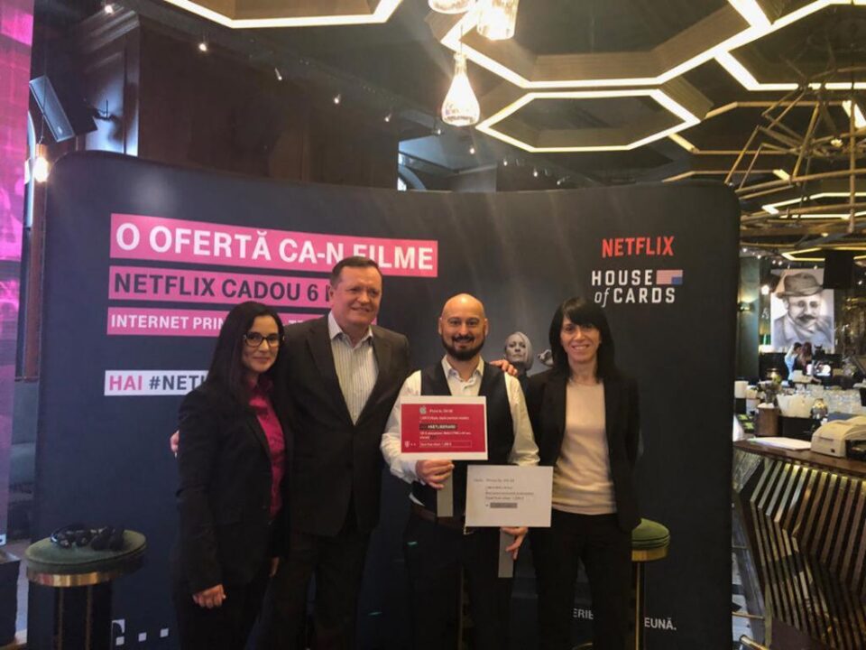 Telekom Romania: Ofertă ca-n filme pentru 5-5-5 motive de a fi alături de cei dragi, în cel mai simplu mod