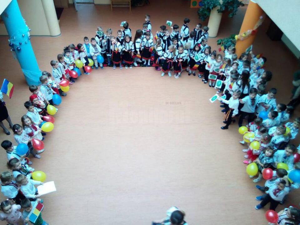 Preșcolarii de la Grădinița „Sf. Ioan cel Nou de la Suceava” au sărbătorit Ziua Bucovinei